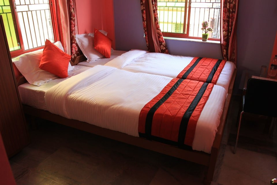 OYO 8079 Mukundapur主图