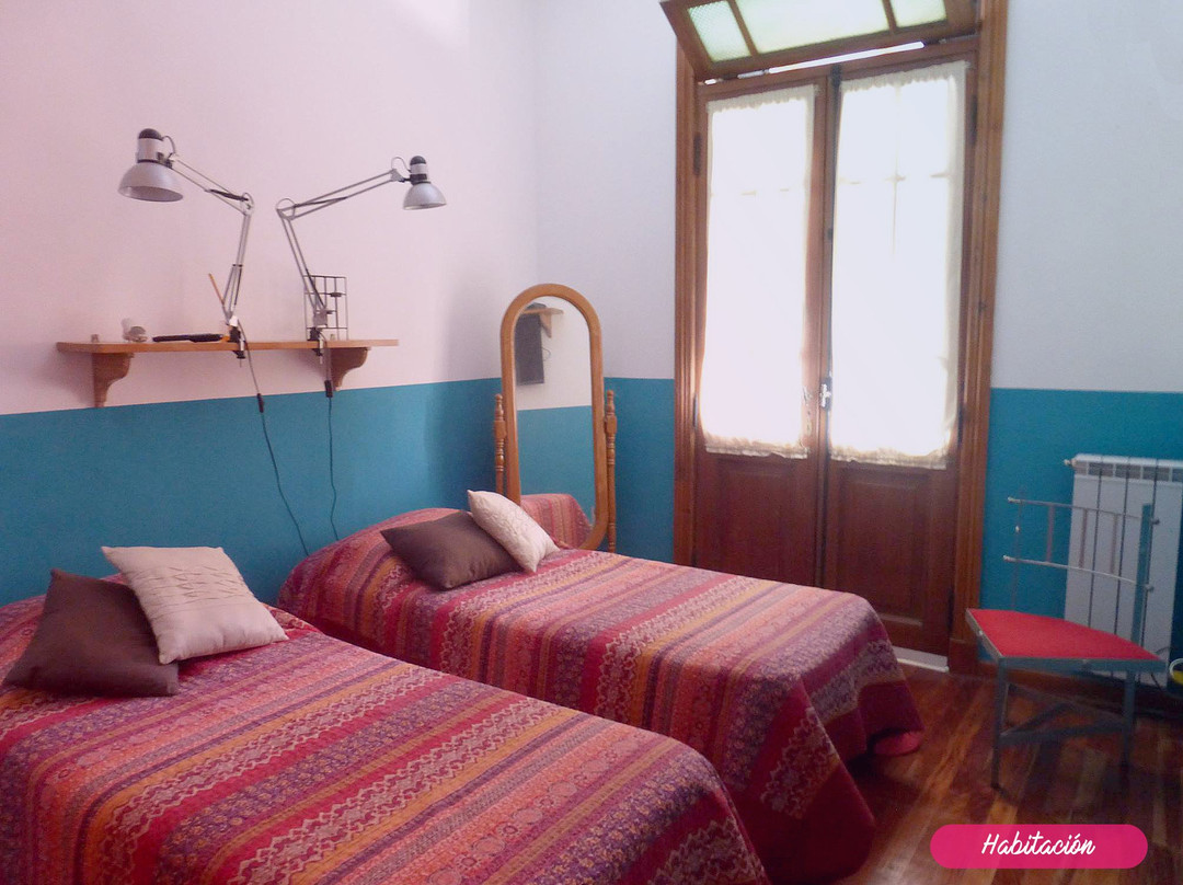 Florida y Roja主图