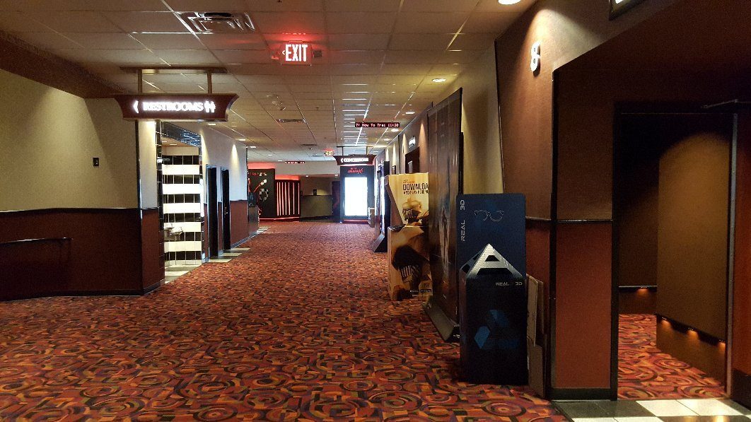 Cinemark 17 And XD-伍德兰兹必去景点