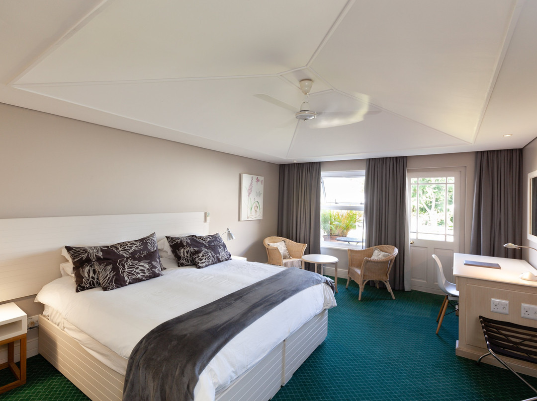 魁瑞湖旅馆主图