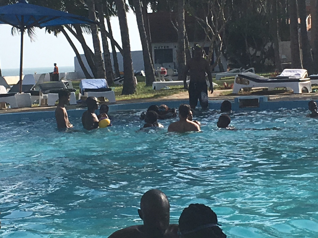 Sun N Sand Beach Resort主图