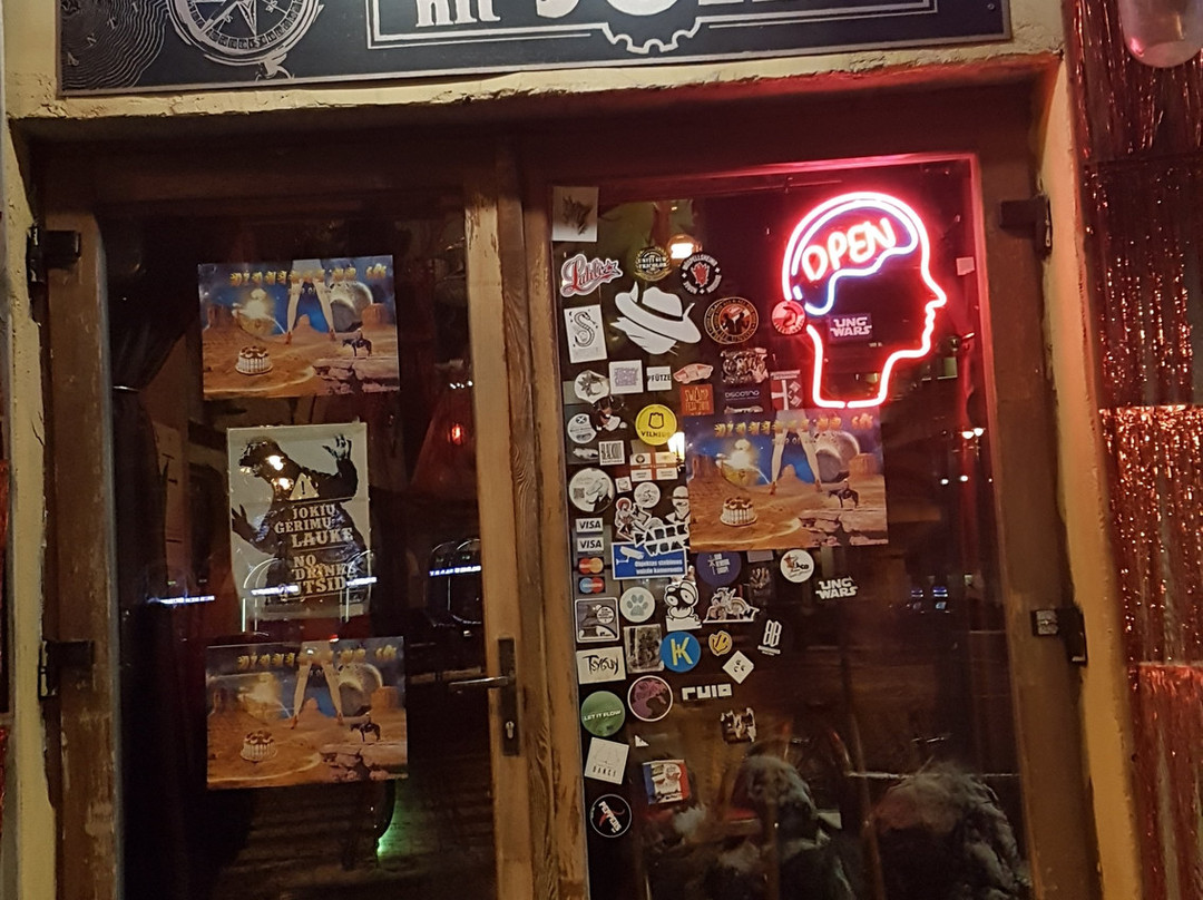 Who Hit John-维尔纽斯必去景点