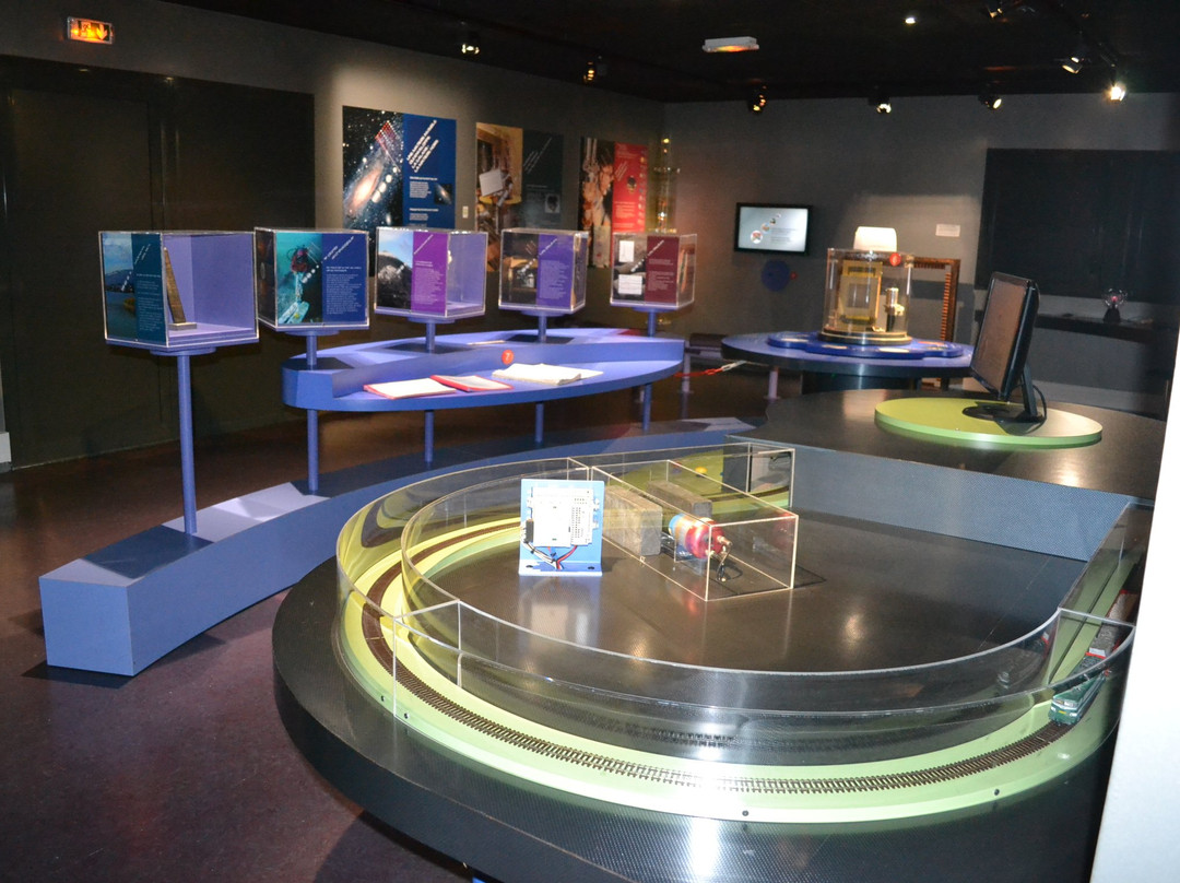 Exposition Petits Secrets de l'Univers景点图片