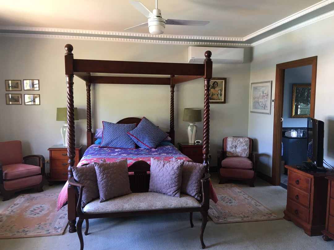 Melville House主图