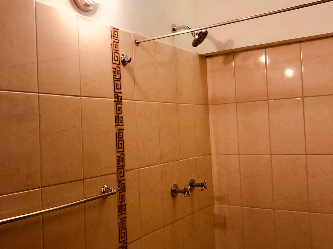 H'anaq Mayu Sacred Valley主图