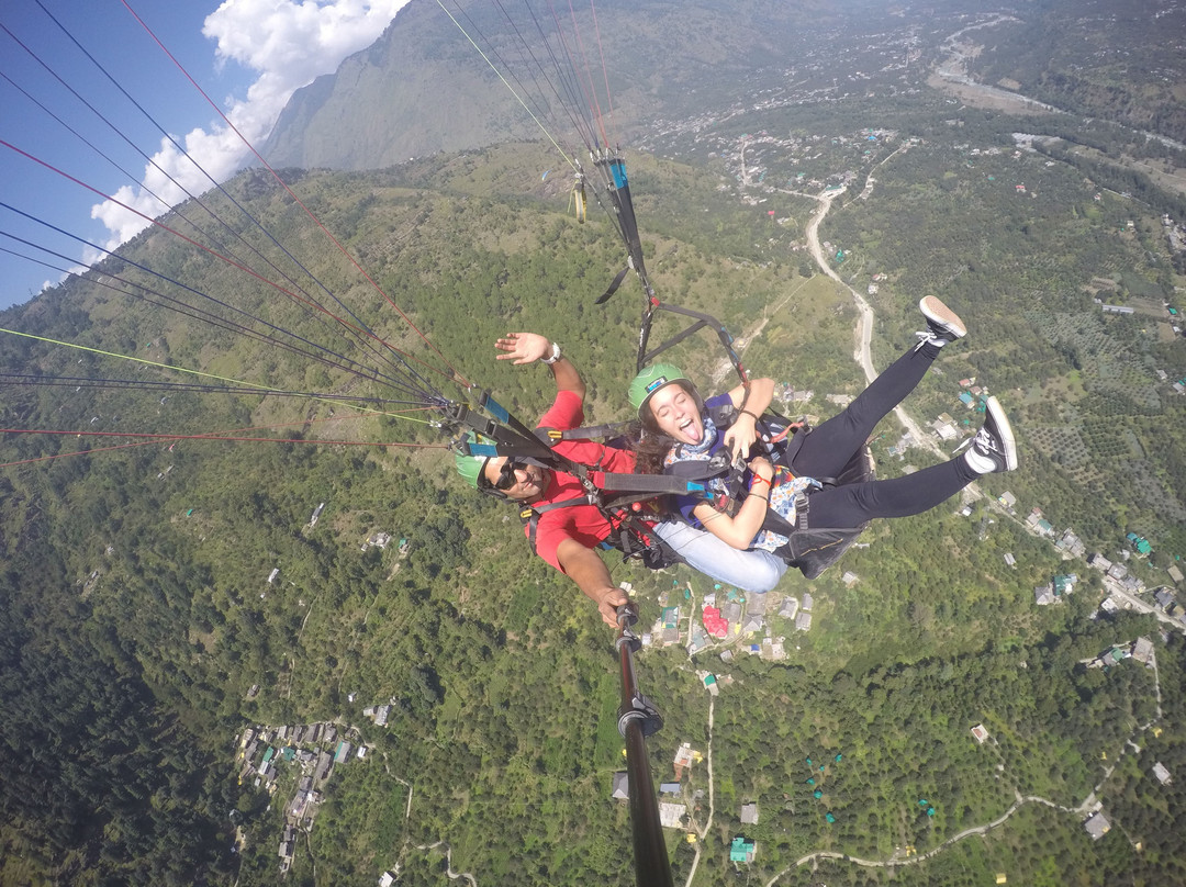Born To Fly Paragliding景点图片