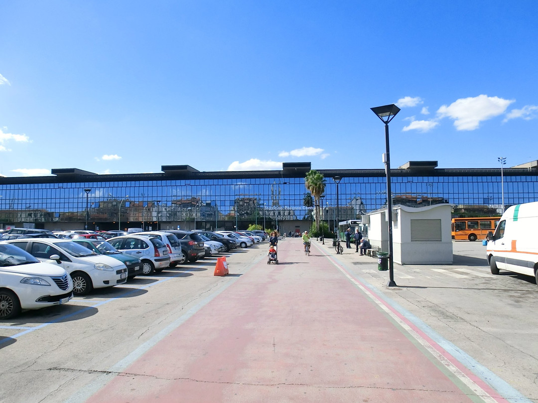 Stazione di Pescara Centrale景点图片