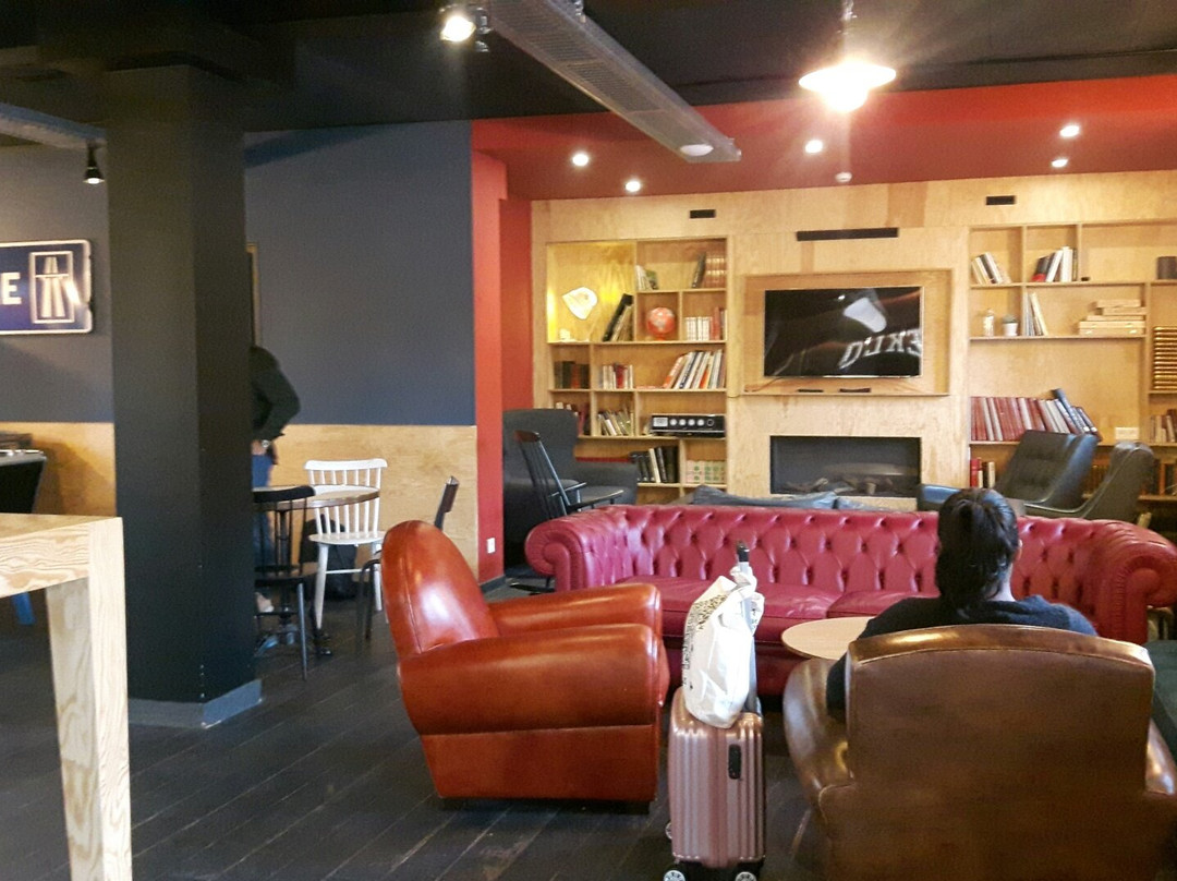 Eklo Hotels Lille主图