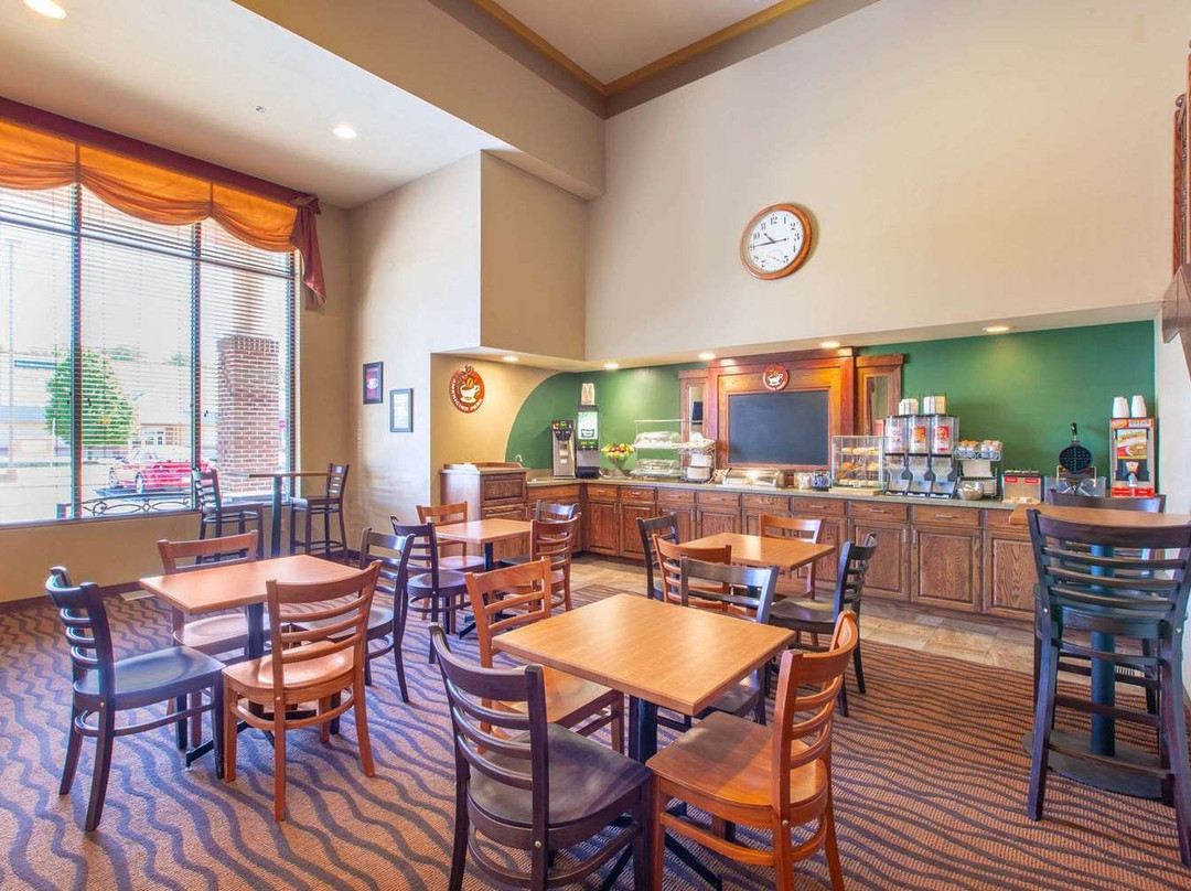 AmericInn Ottumwa主图