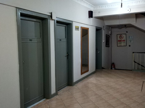 亚福兹酒店主图