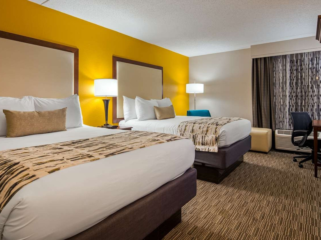 Holiday Inn Express & Suites Cincinnati Riverfront By IHG主图