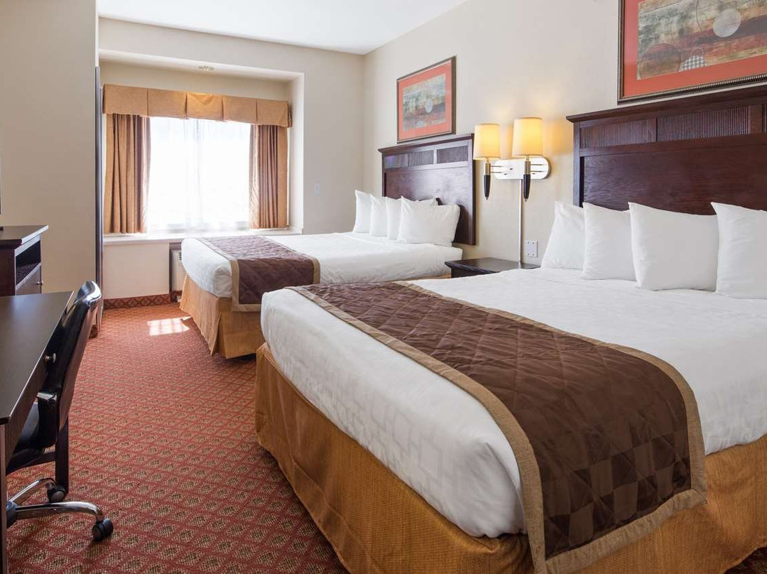 罗阿诺克贝斯特韦斯特套房酒店主图