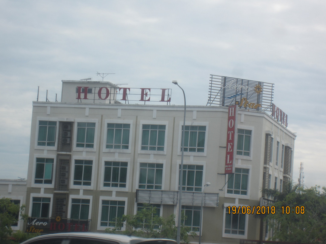 塞内旺星级酒店主图