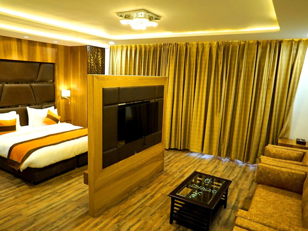 The Mystic Palms主图