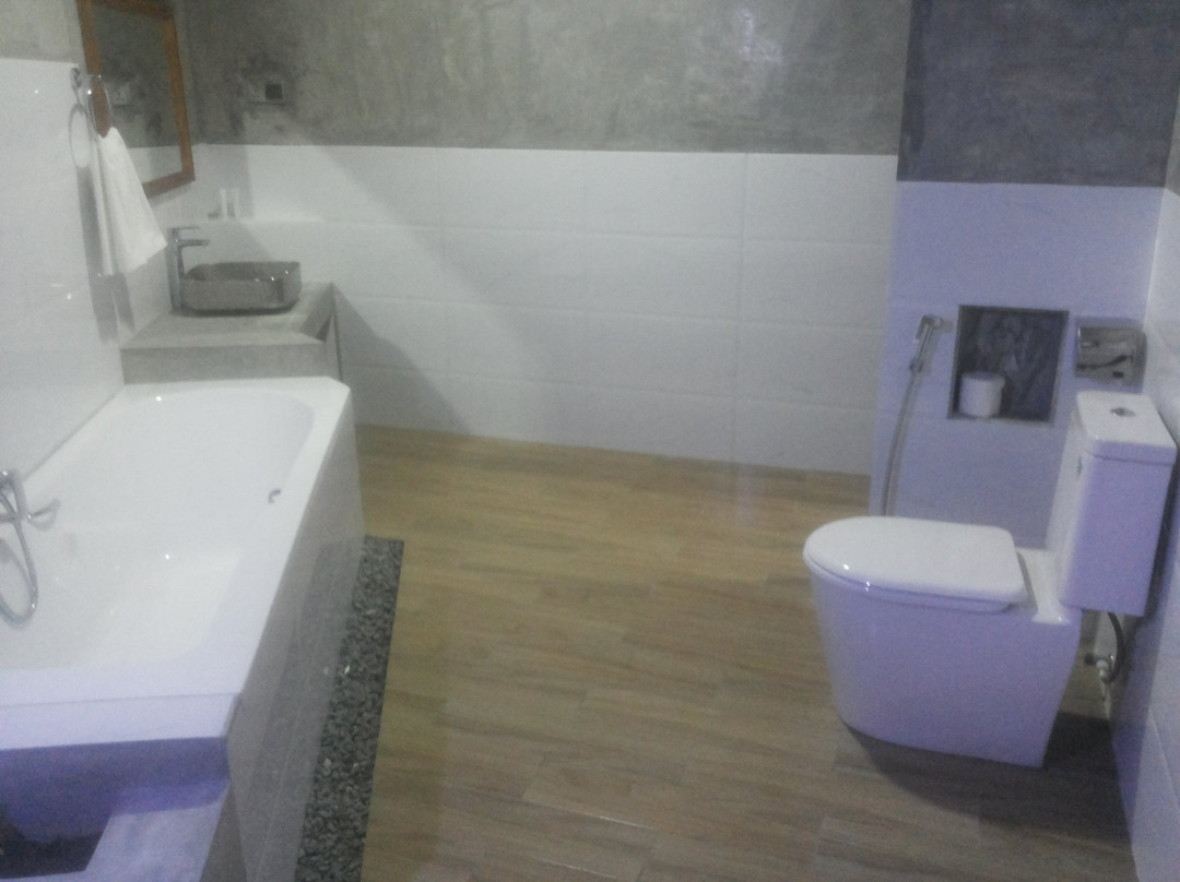 Equator Residence主图