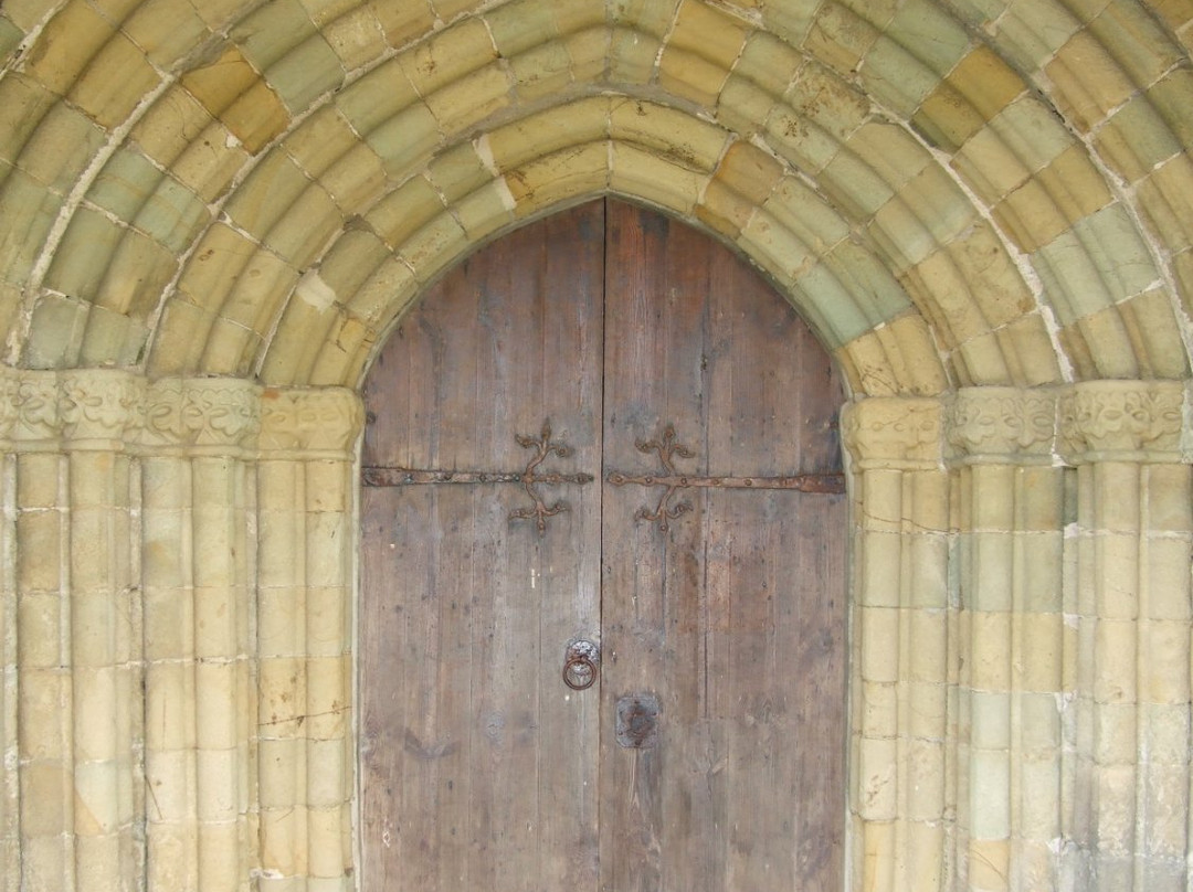 St Mary & St Bodfan Church-Llanaber必去景点