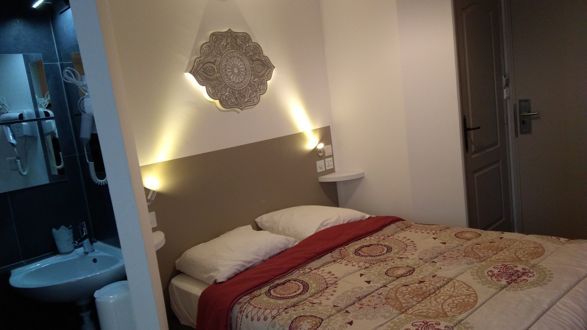 Mauguio Center Hotel-官方