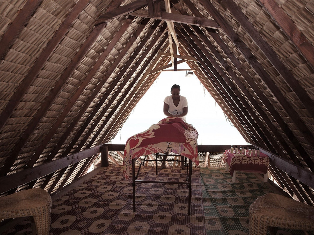 Latitude Massage Bora Bora景点图片