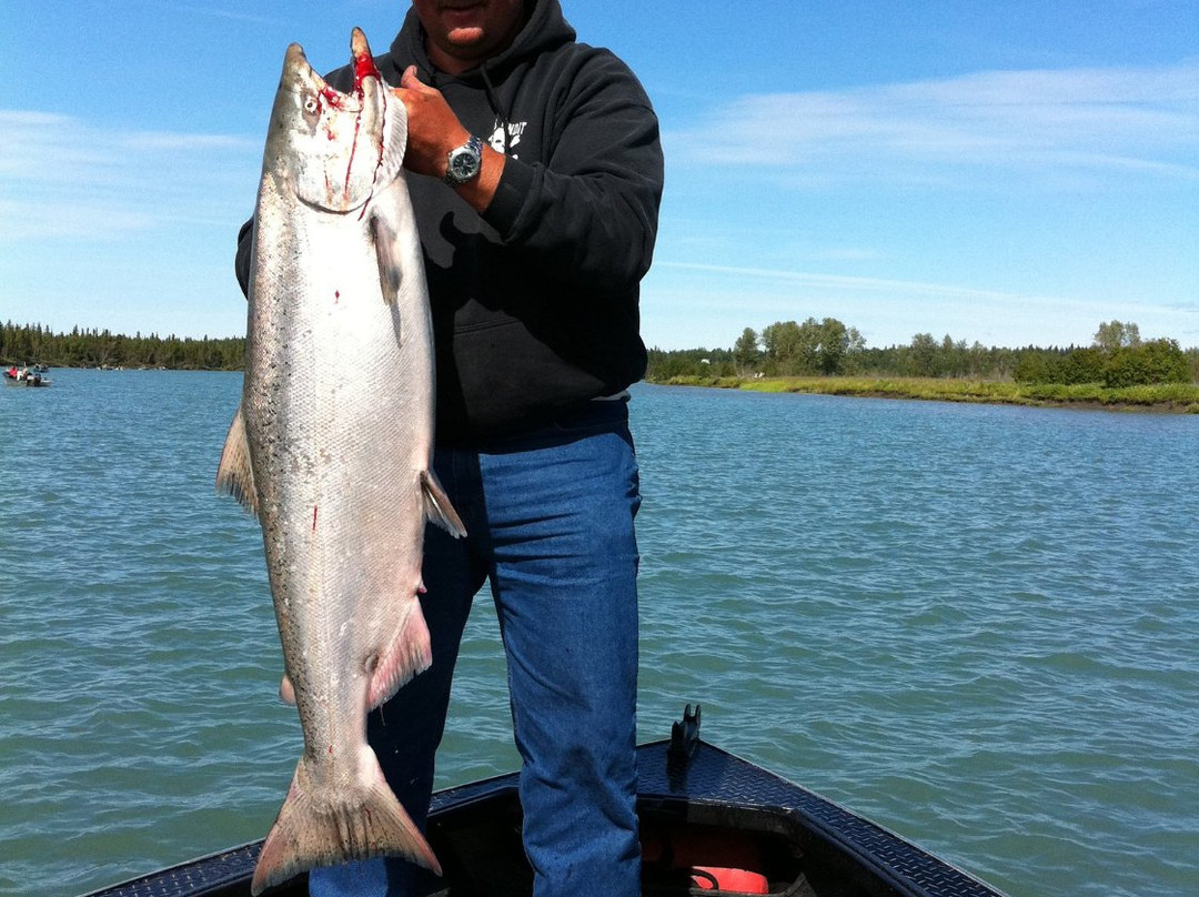 Catch A Lot Charters-荷马必去景点