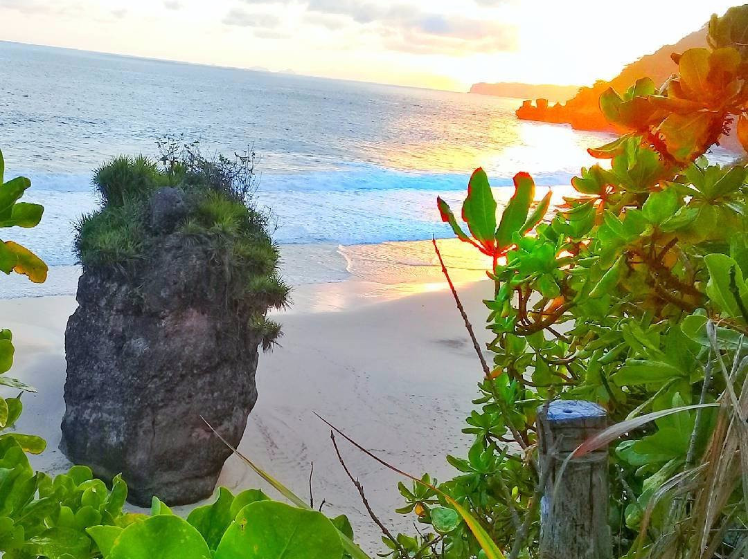 Lumbung Beach-Tulungagung必去景点
