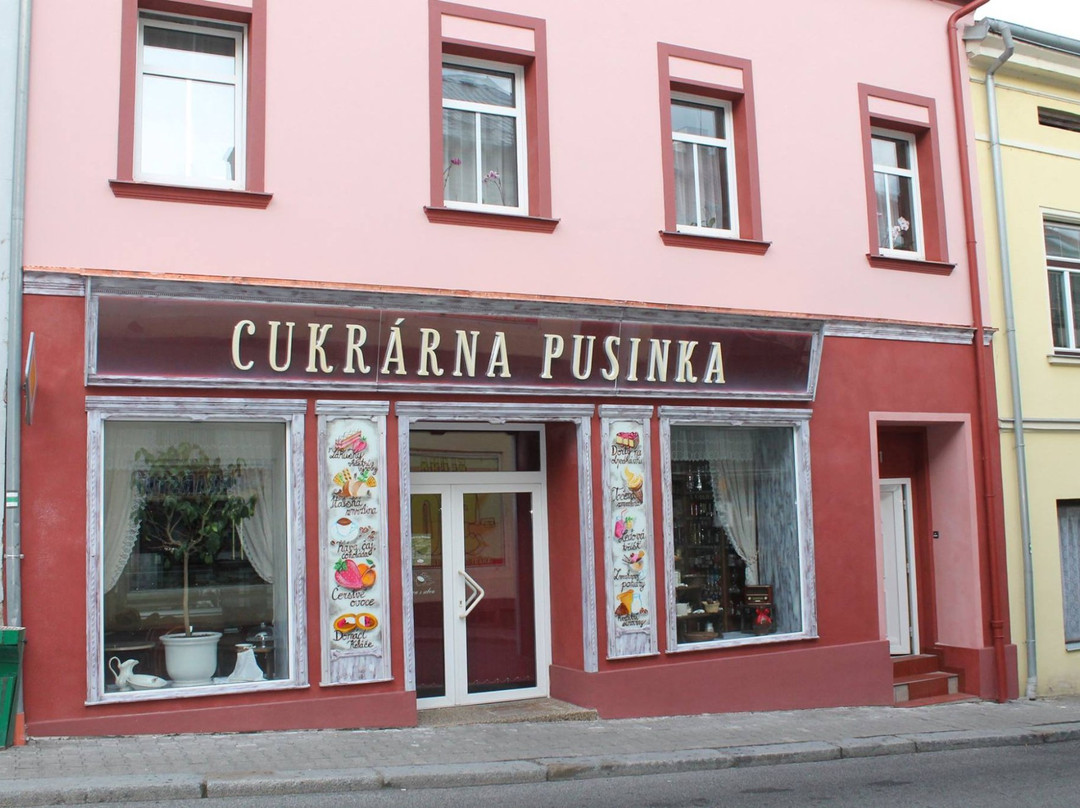 Stara Oleska餐馆和美食-Cukrarna Pusinka