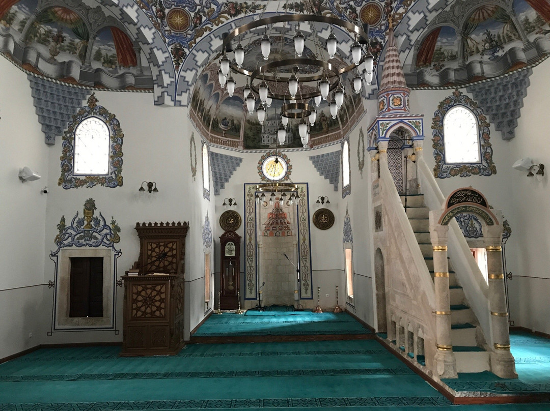 Emin Pasa Camii (Emin Pasha Mosque)-普里兹伦必去景点