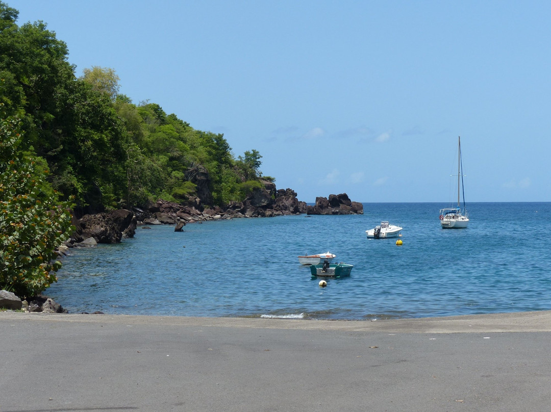 Anse a la Barque-Bouillante必去景点