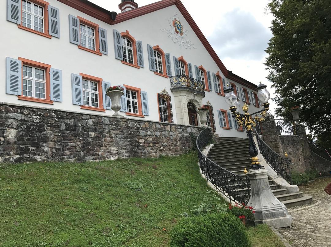 Schloss Buergeln景点图片