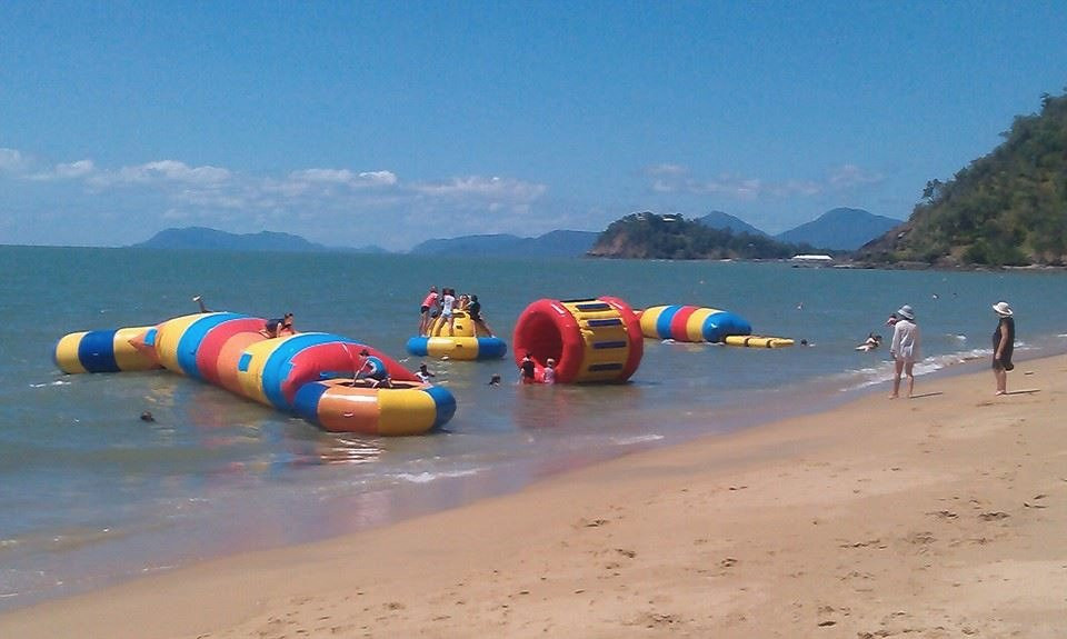 Trinity Beach Water Sports景点图片