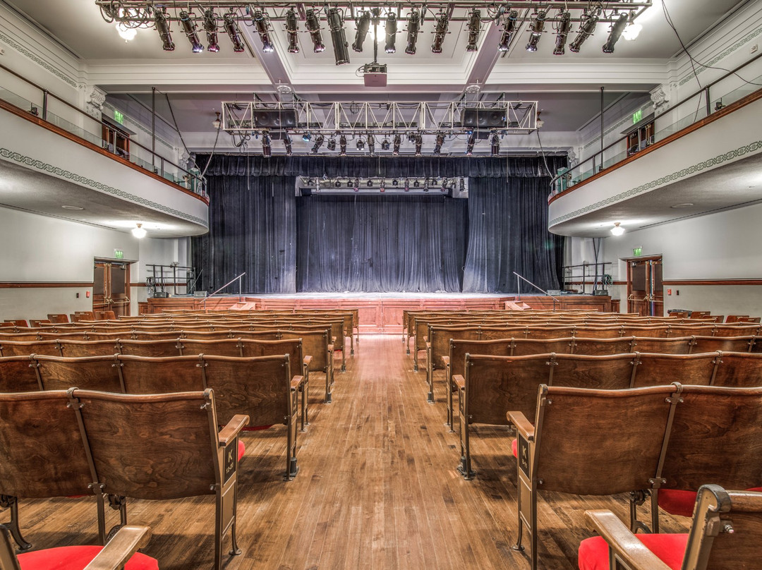 McKinney Performing Arts Center-麦金尼必去景点