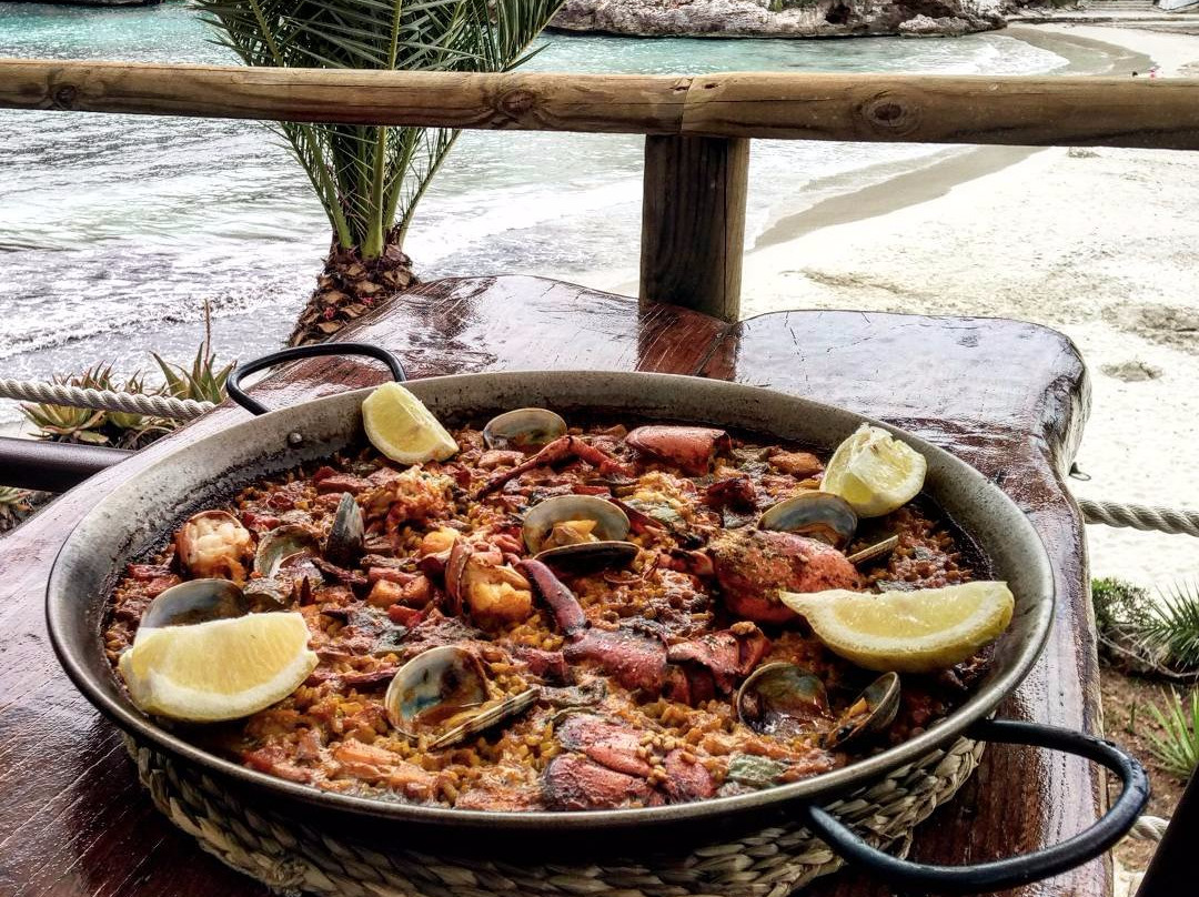 Cala Santanyi餐馆和美食-Hostal Playa