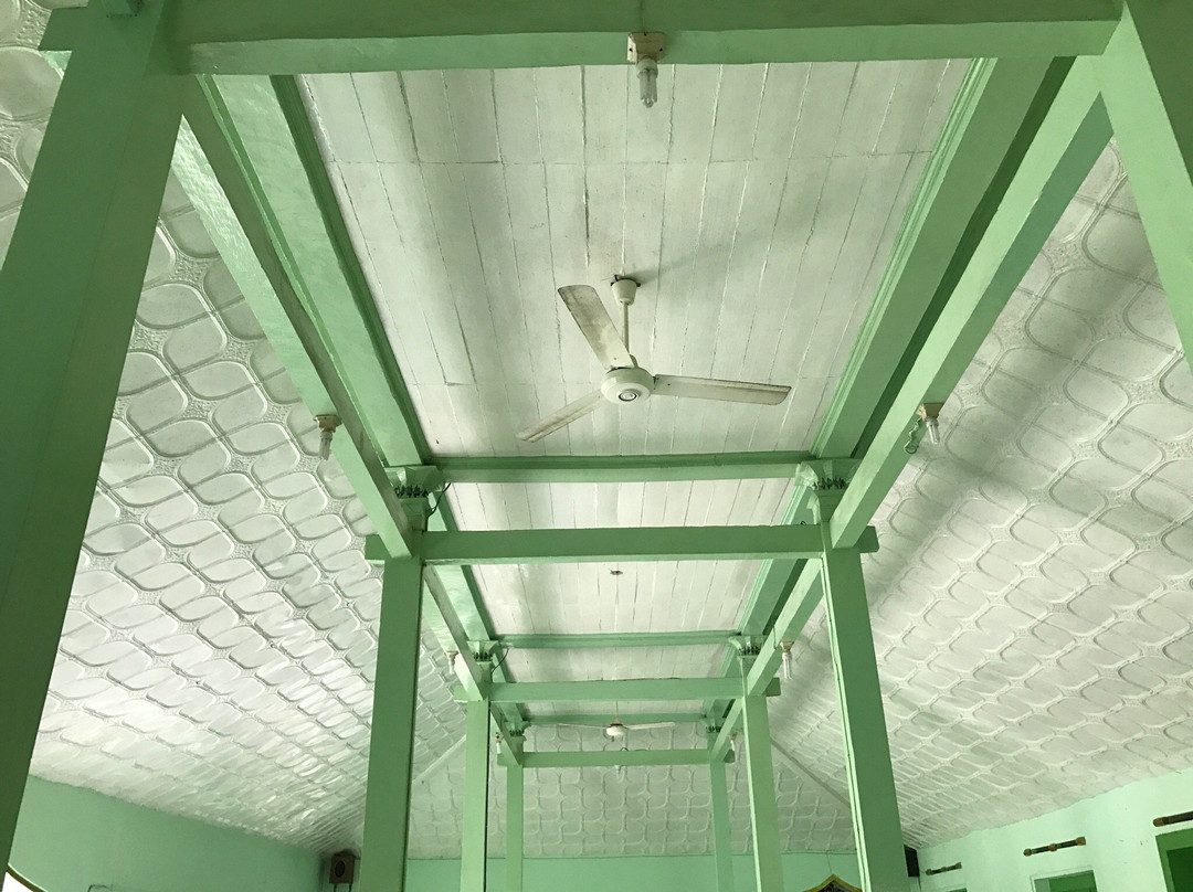 Laweyan Mosque景点图片