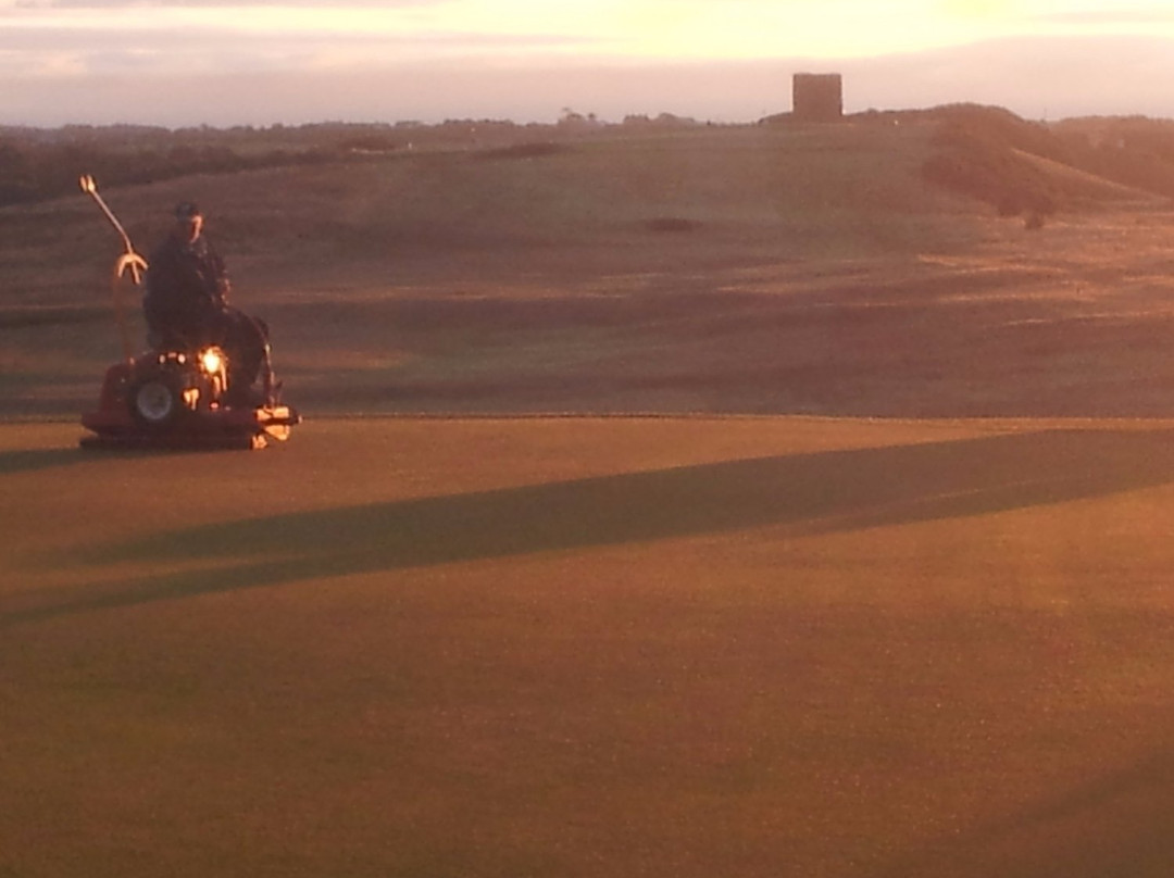 Kirkistown Castle Golf Club景点图片