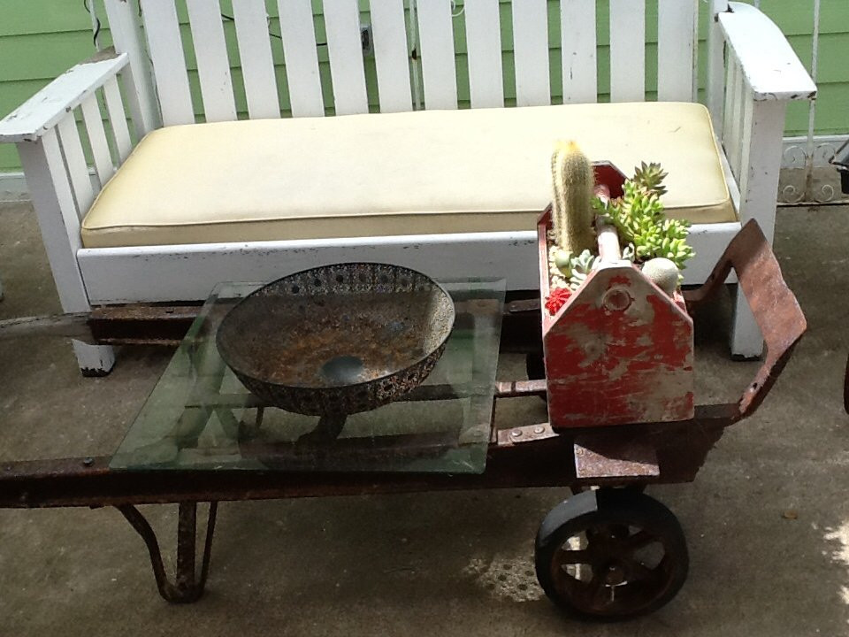 Pineapple Marketplace-安娜玛丽亚岛必去景点