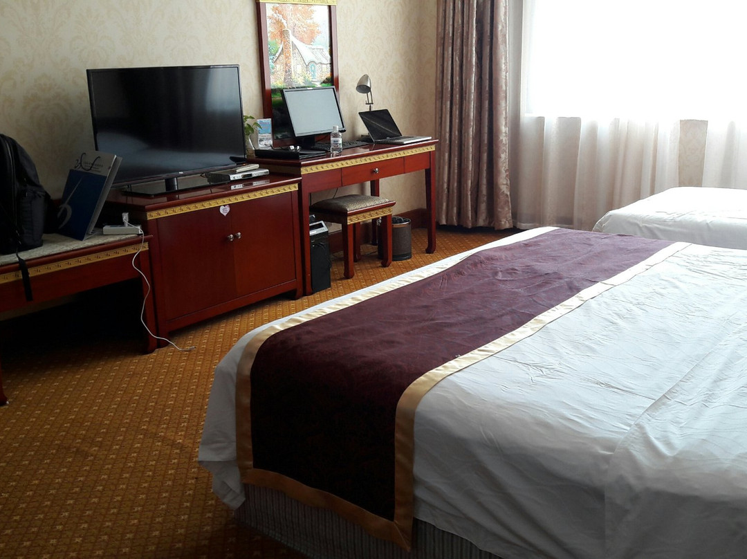 华锡大酒店主图