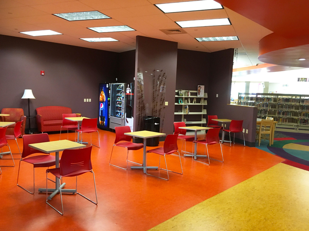 Farr Regional Library-格里利必去景点