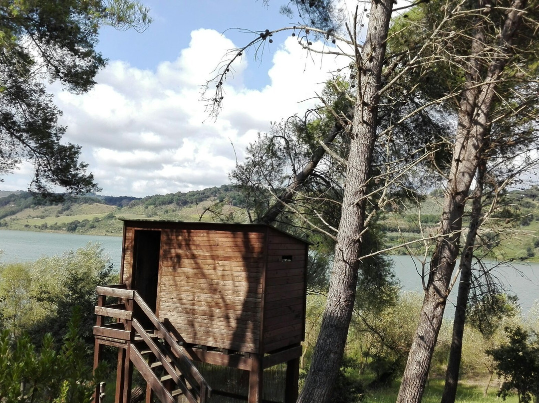 Lago Angitola-Maierato必去景点