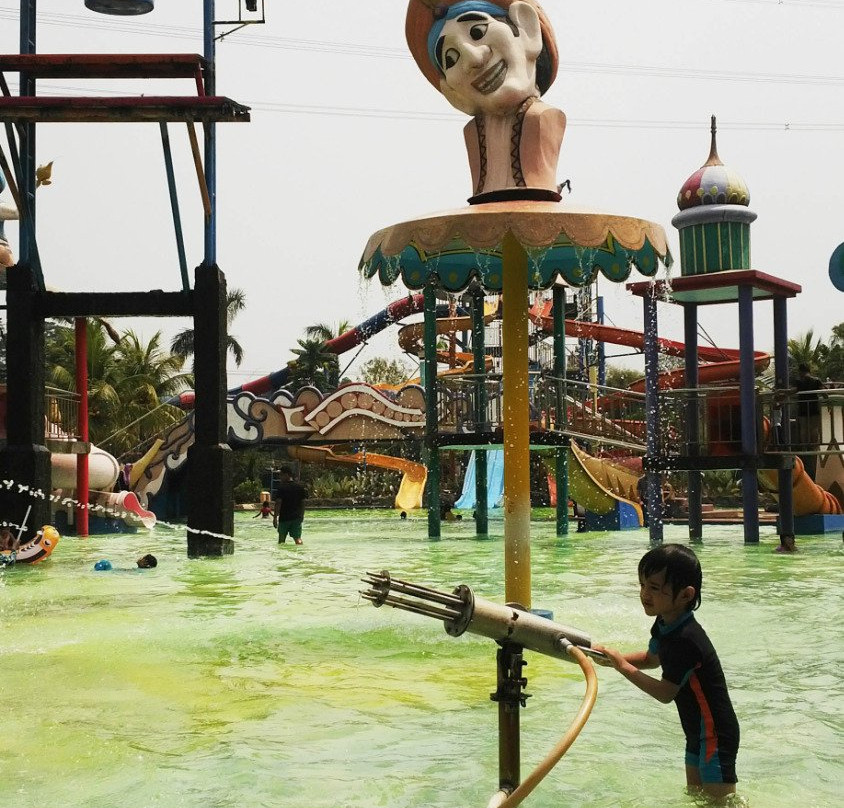 Depok Fantasi Waterpark景点图片