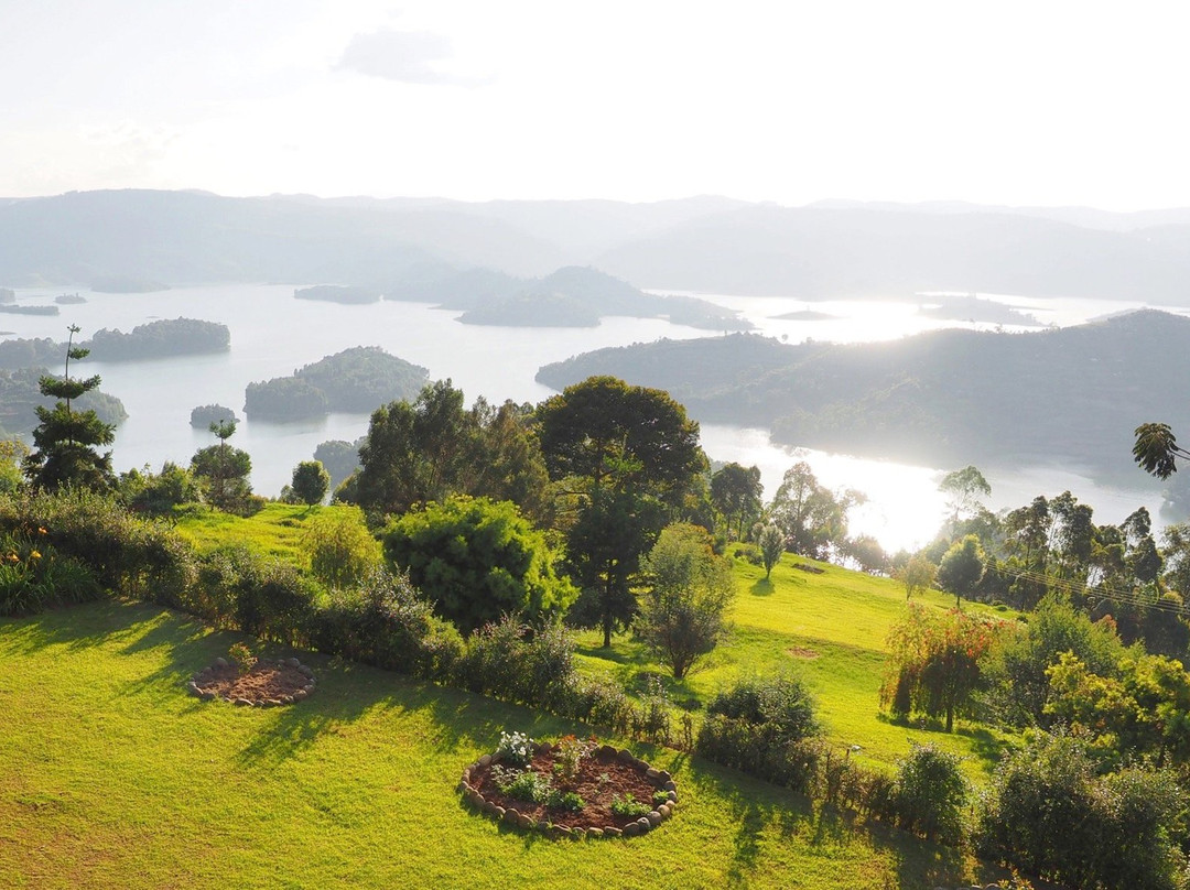 Bunyonyi Cultural Tours-卡巴莱必去景点