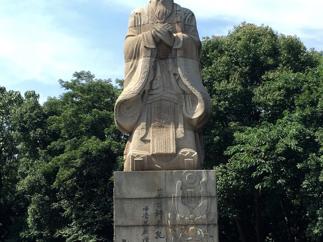 金鄂山公园-岳阳市必去景点