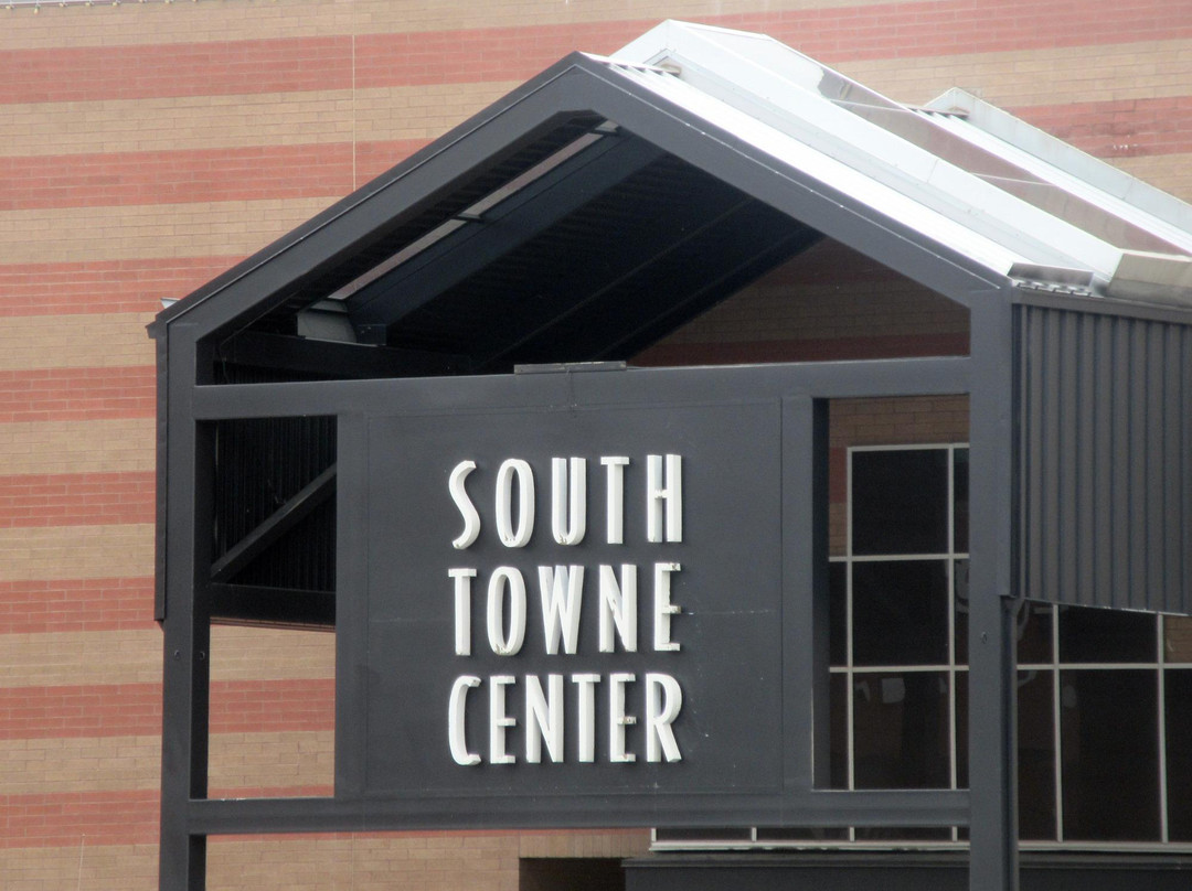 The Shops at South Town-桑迪必去景点