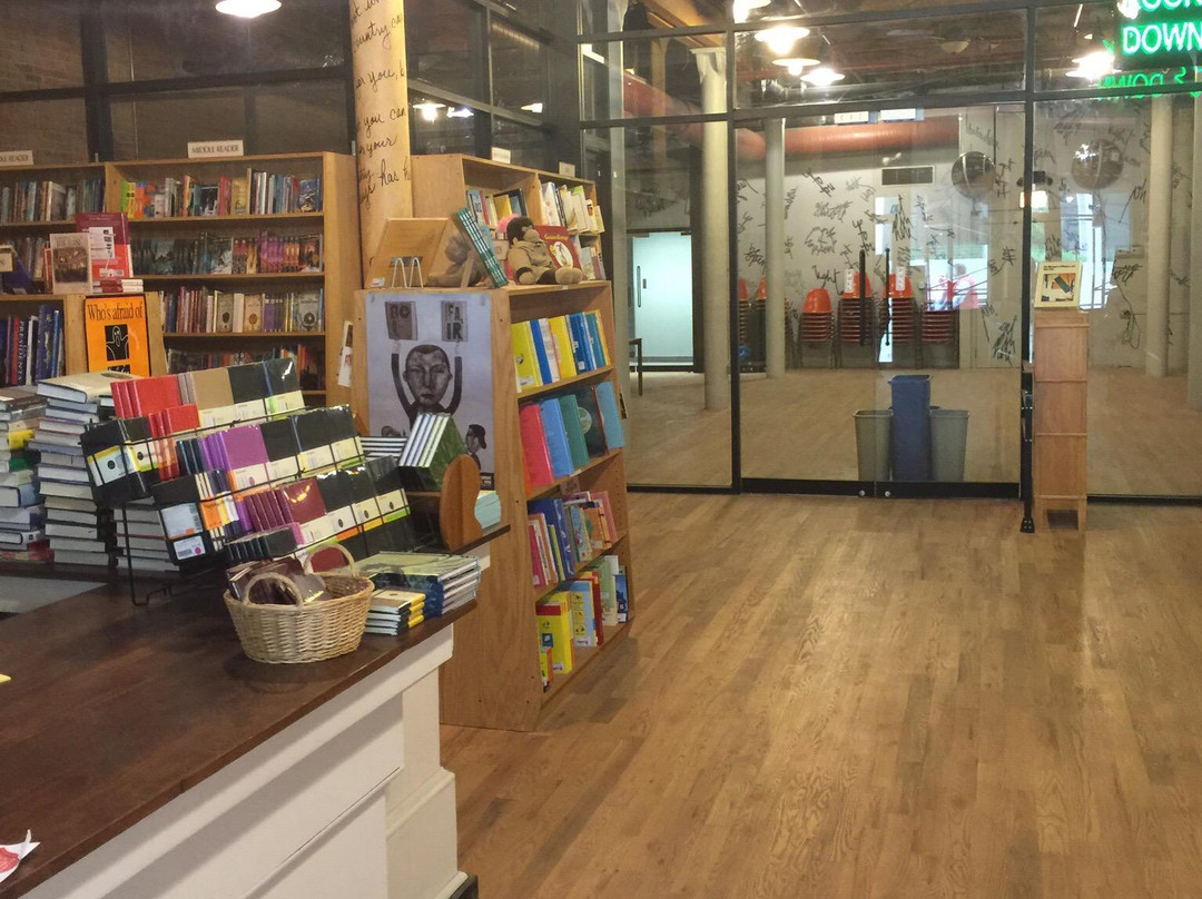 After-Words New and Used Books-芝加哥必去景点