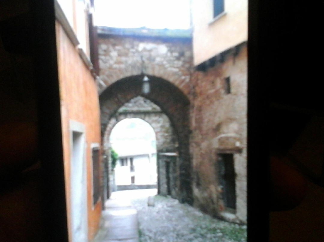 Porta Rugo景点图片