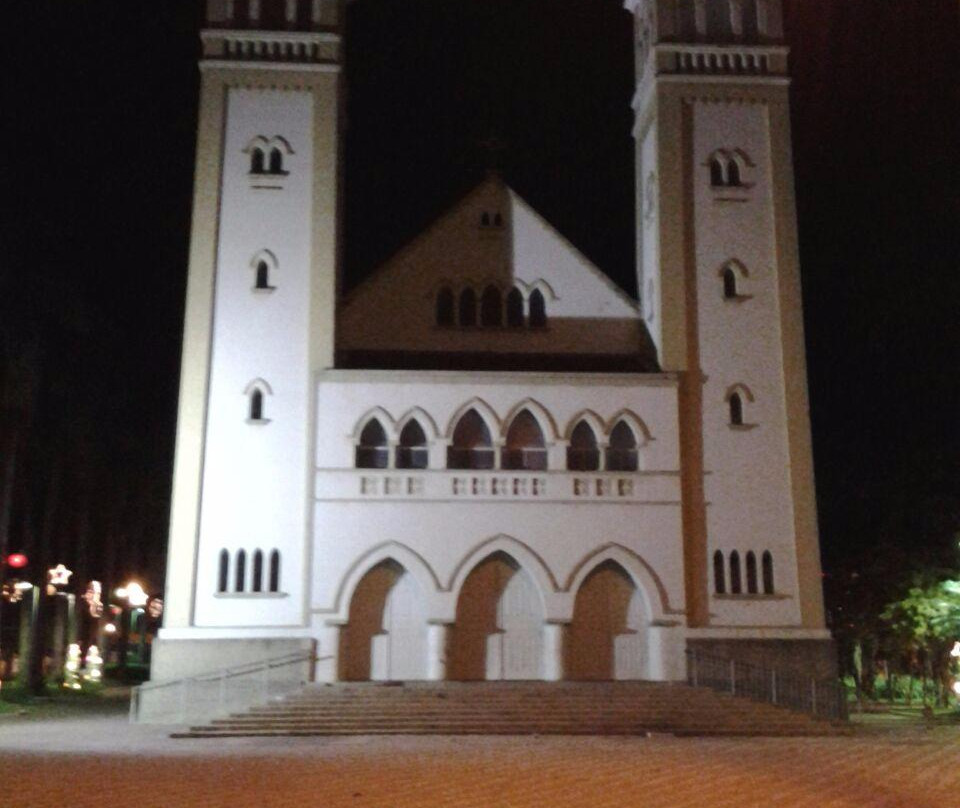 Praça Santa Luzia-Patrocinio必去景点