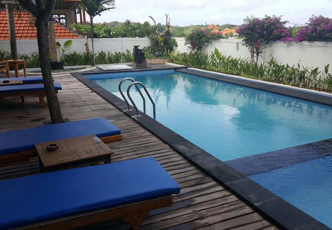 Onggokanbatue酒店住宿-Waroeng Surya HomeStay