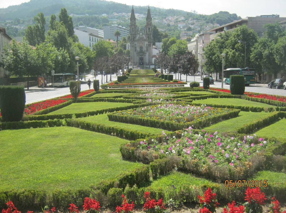 Monumento a Gil Vicente-吉马良斯必去景点