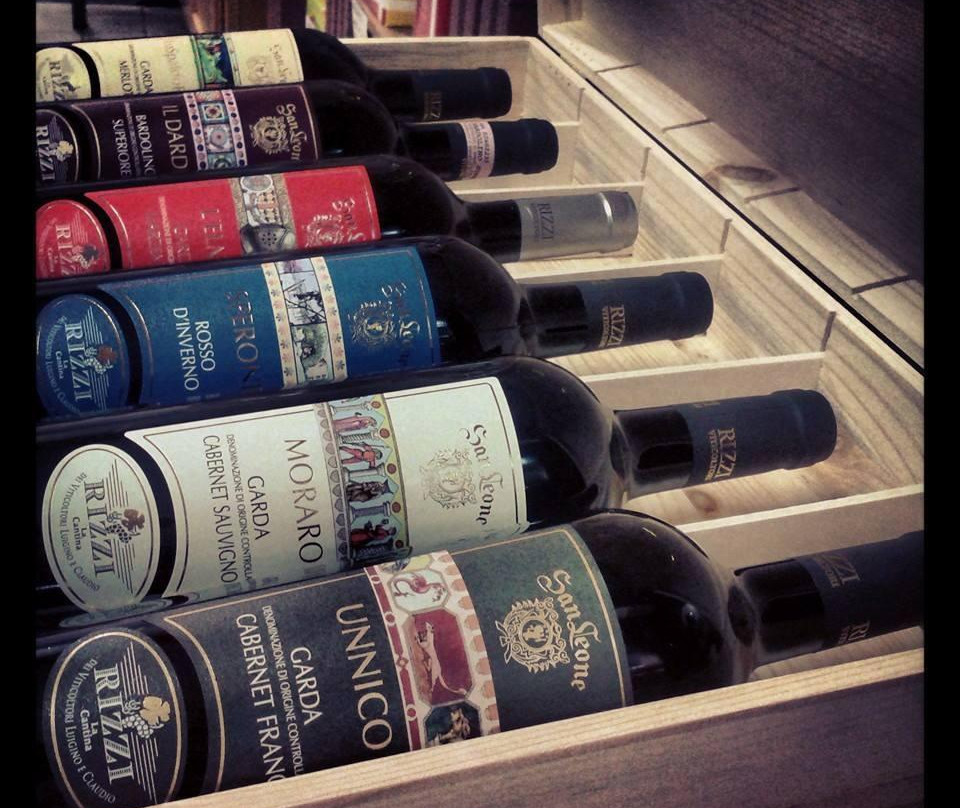 La Cantina Vini Rizzi-利索内必去景点