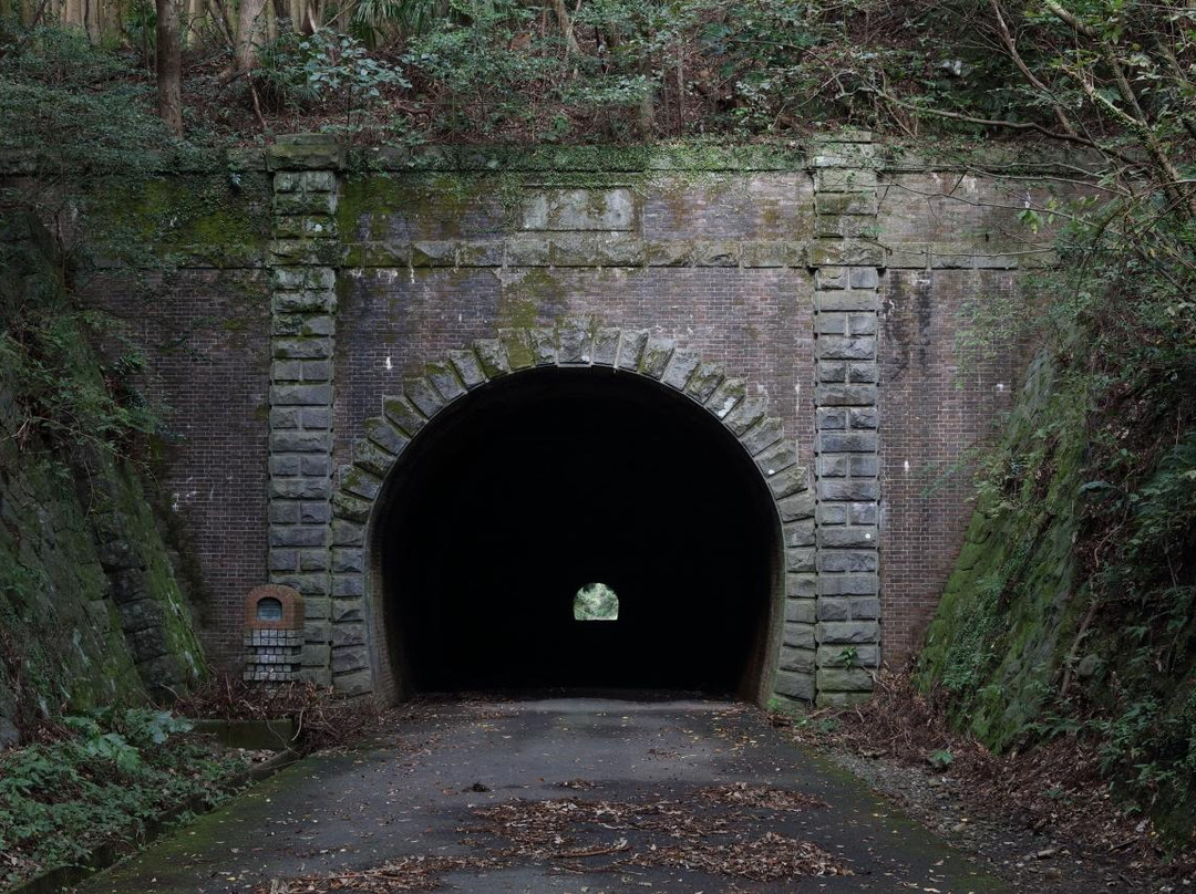 Old Tsunagi Tunnel-芦北町必去景点