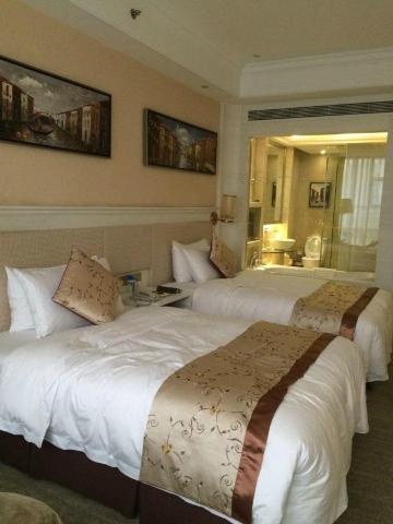 索菲斯锦苑宾馆(成都文殊院地铁站店)-客卧