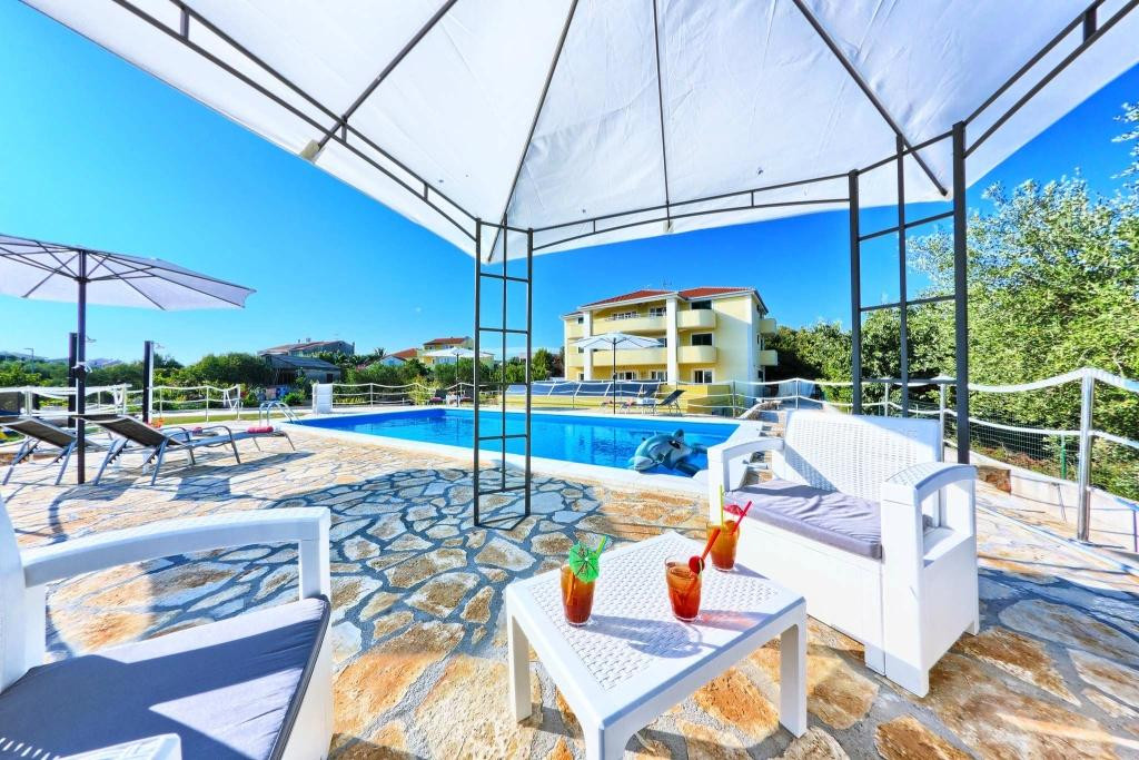 Apartments Cvita Holiday